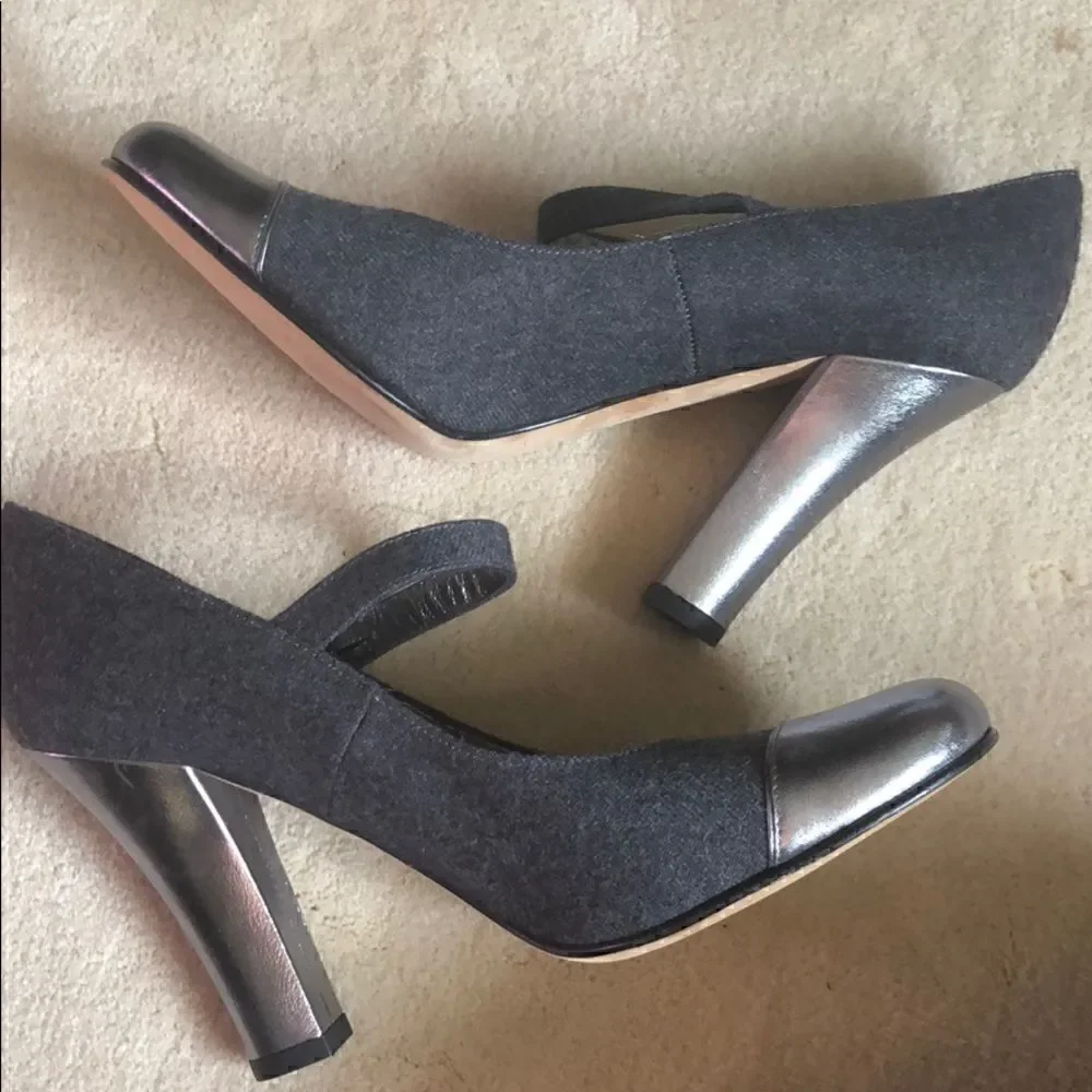 Like New Kate Spade Wool Round Toe Heels 8.5